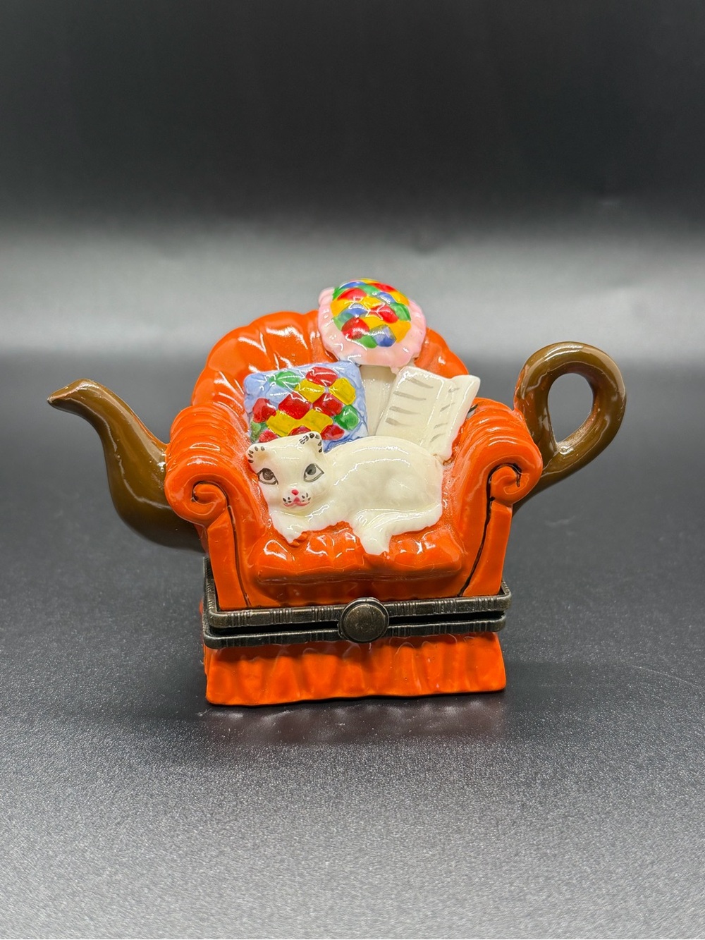 Ceramic Teapot Trinket Cat On Couch With Pillows No Trinket Included White Cat